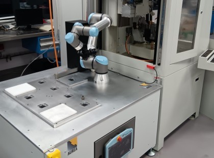 Cellule cobot de chargement d'un centre d'usinage